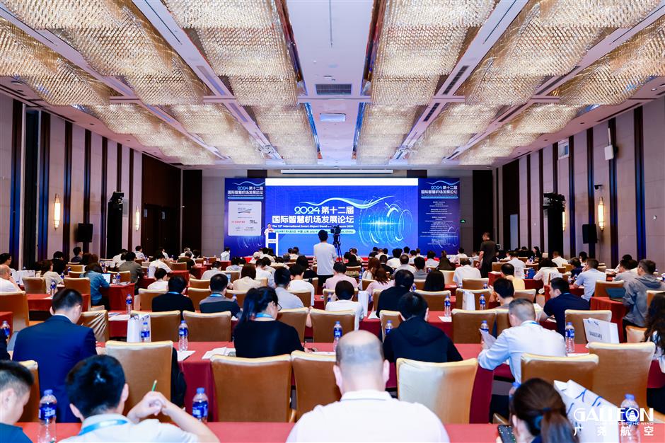 smart airport forum highlights tech innovations