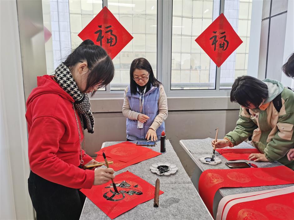 young artists help celebrate lunar new year