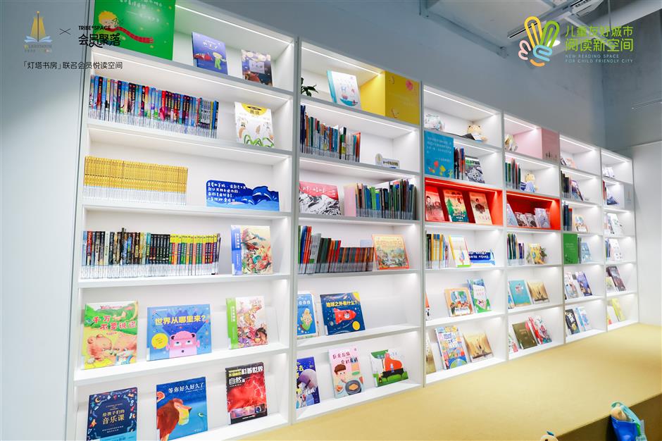 child-friendly reading area opened at shopping mall