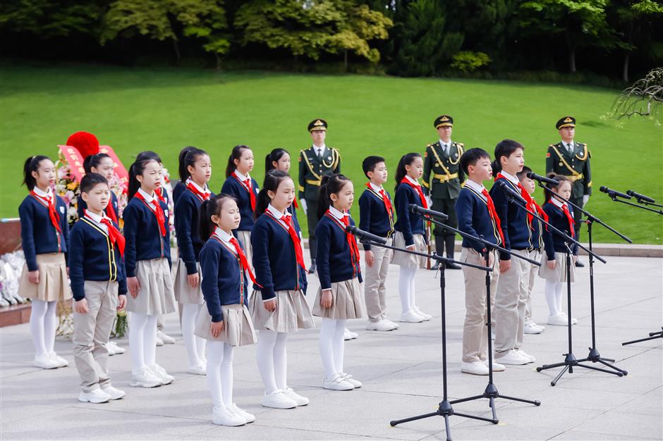 commemorative events held across the city for qingming festival