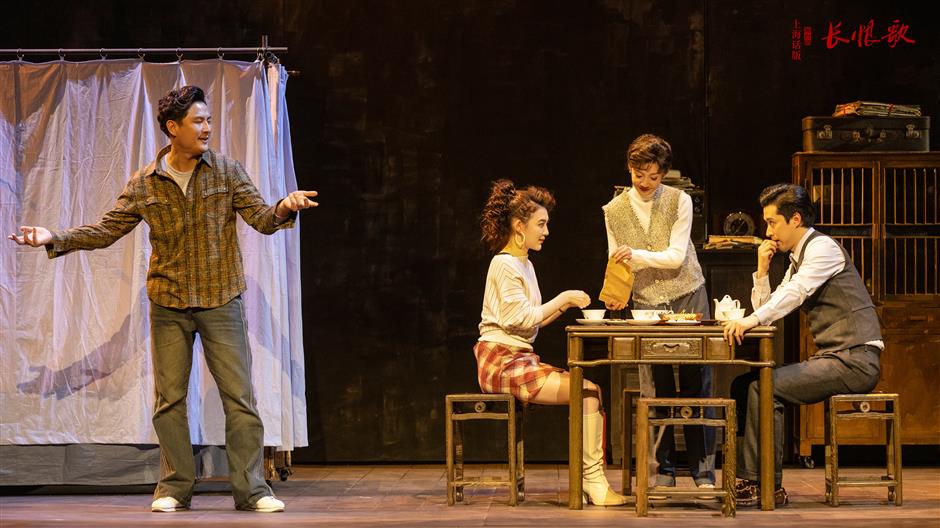 shanghai-dialect play tells of city's complex past through one girl's story