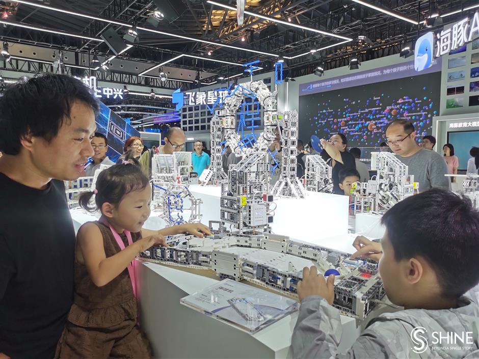 families have fun day out learning about ai