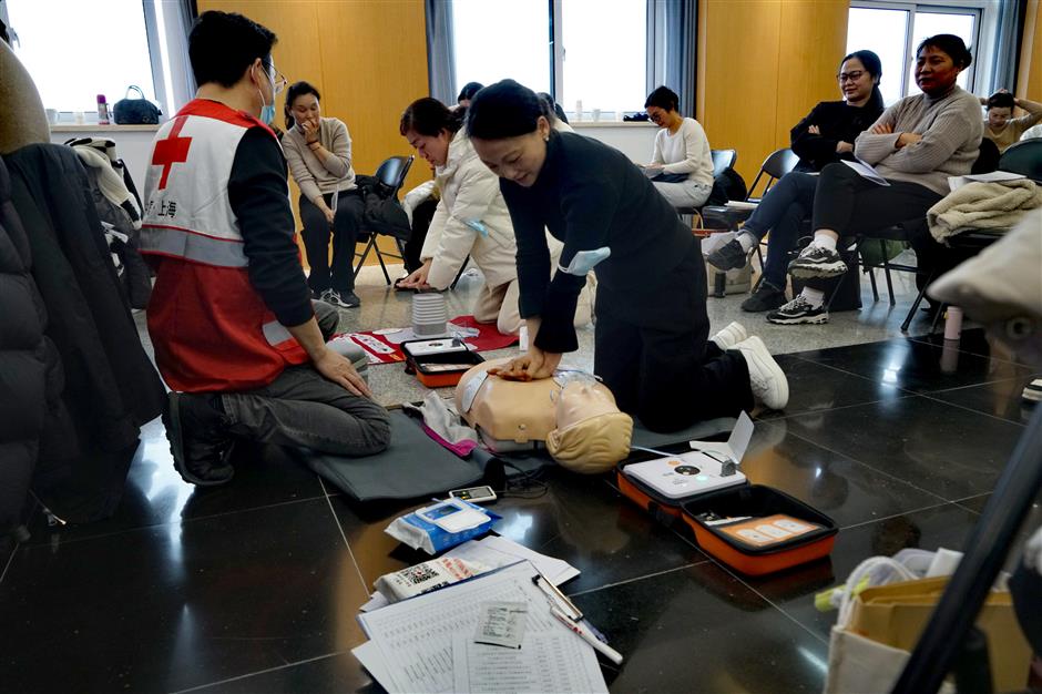 city government sponsors free first aid training