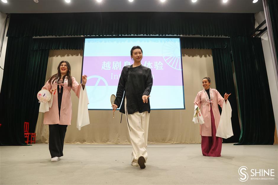 yueju opera comes to life for shanghai expats in city news service workshop