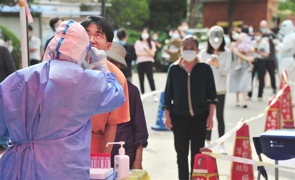 weekly pcr test mandatory for shanghai citizens