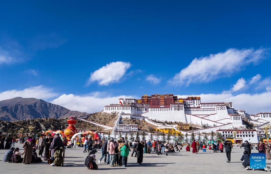 xizang opens tourist destinations to public free of charge