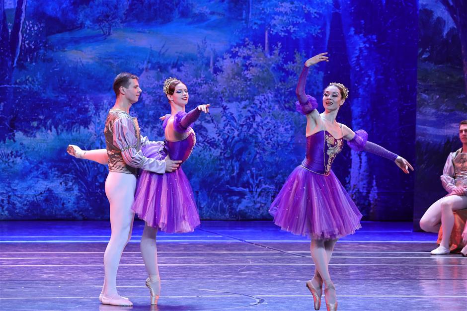 russian royal ballet theater brings 'swan lake' to shanghai