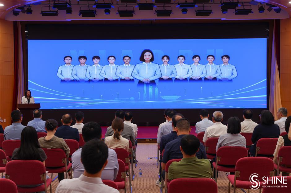 pudong's digital humans help with administrative affairs questions