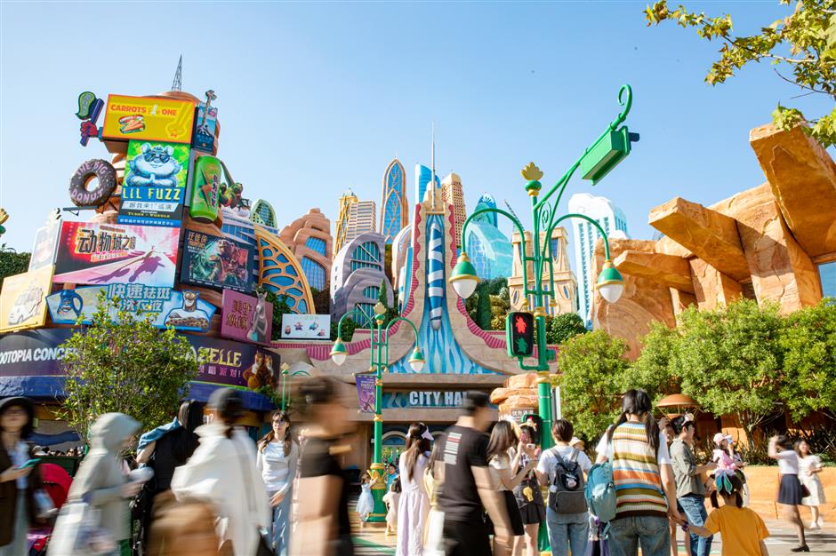 report reveals the reasons for disneyland success