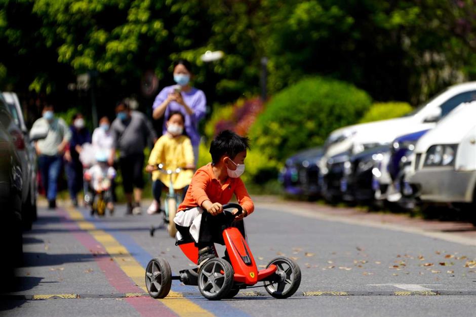 lockdown or not in songjiang, xuhui, yangpu, baoshan and minhang