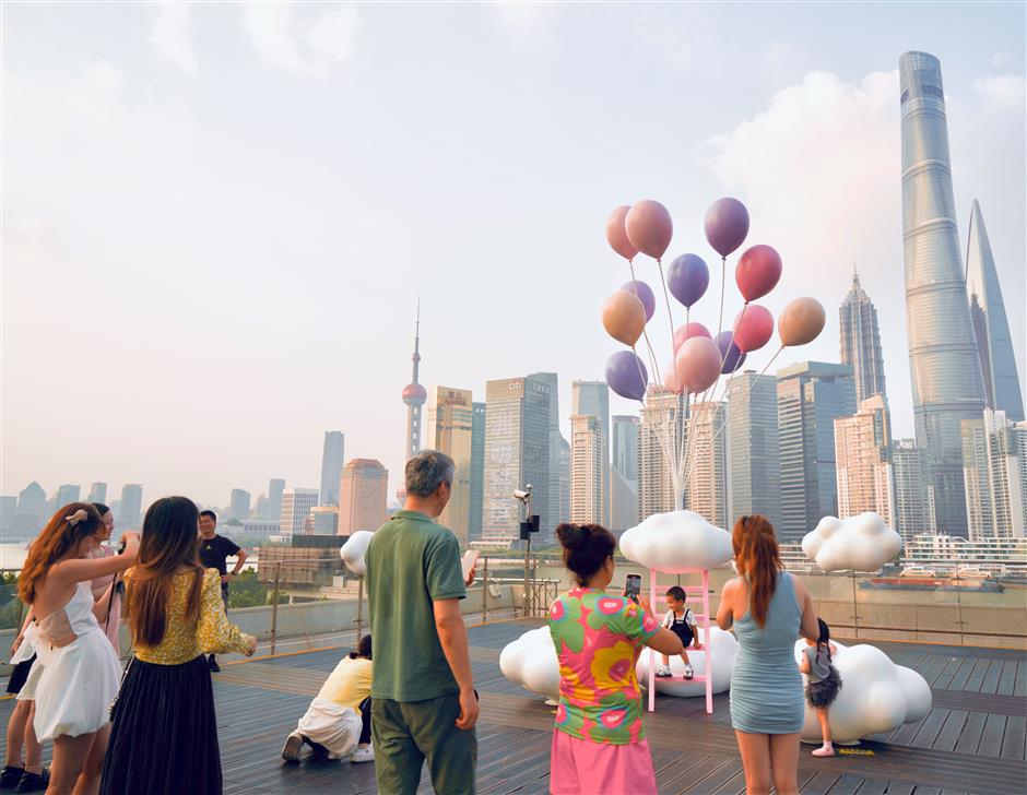 qixi festival celebrations for lovebirds start on the bund