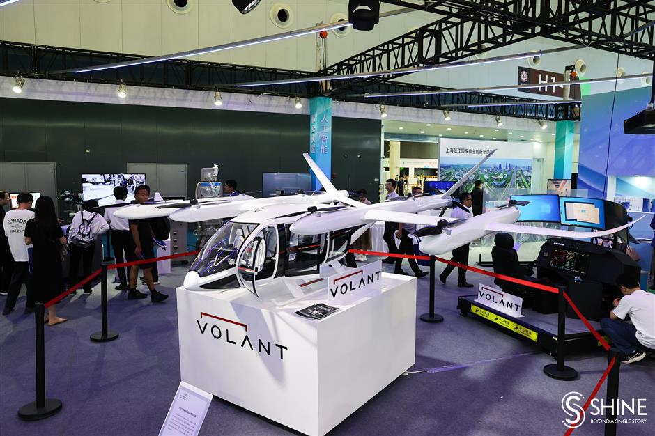 vibrant zhangjiang zone exhibits breakthroughs in three pillar industries