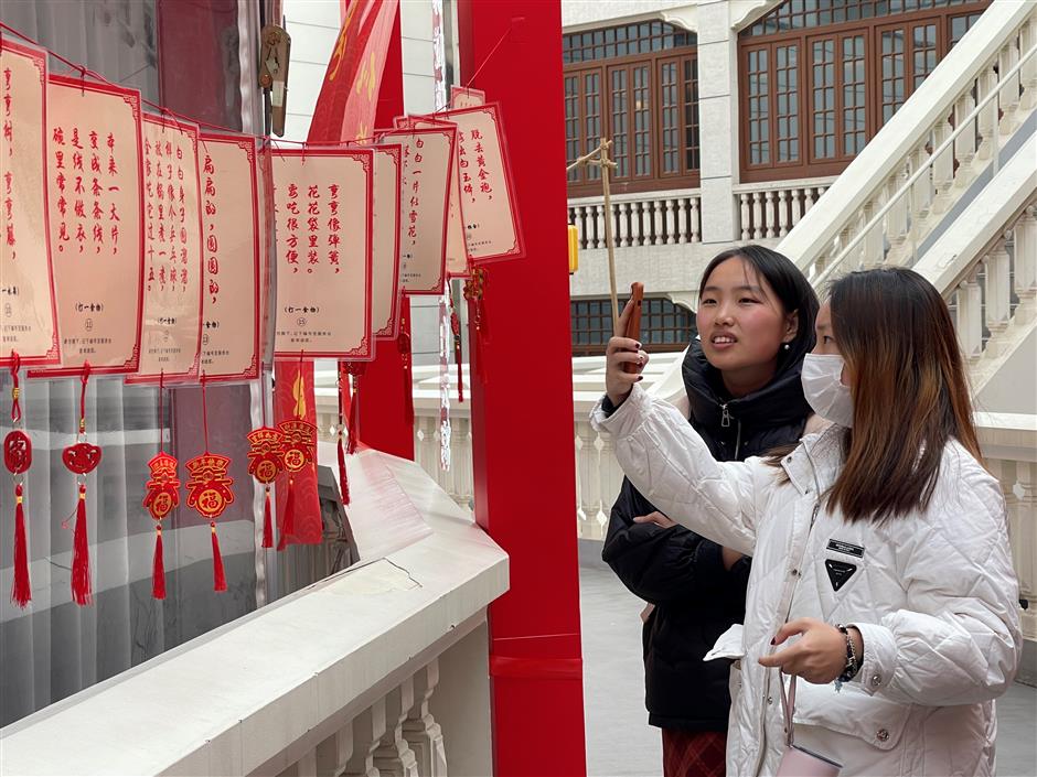 great world celebrates lunar new year with traditional customs