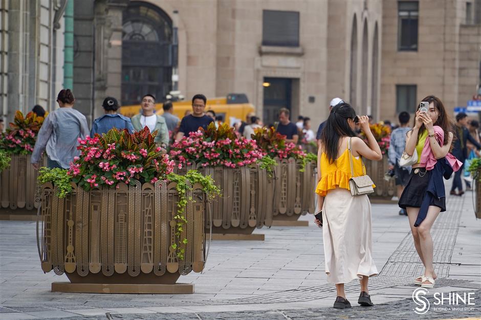 guard rails and fencing invoke city's artistic and cultural character