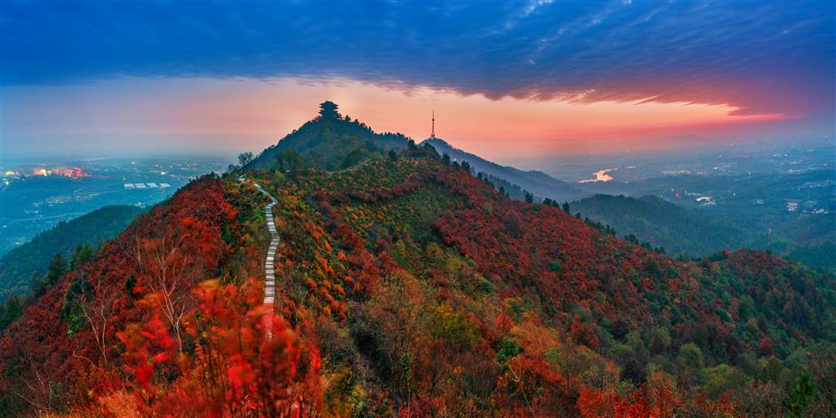 cities close to picturesque mt huangshan eye tourism and investment