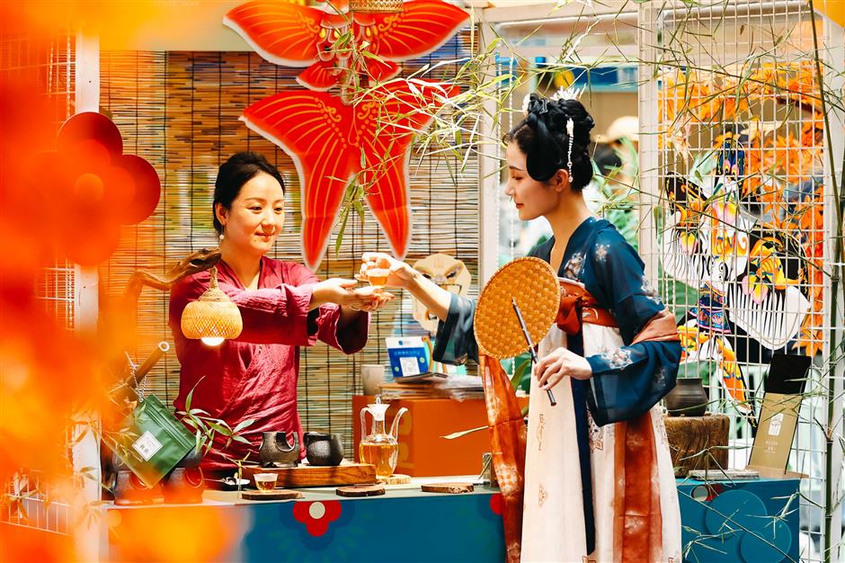 tang-style fair opens to celebrate qixi festival