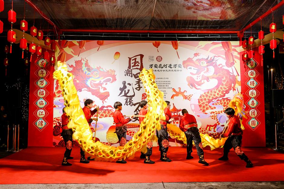 hongkou lights up with lantern festival celebrations