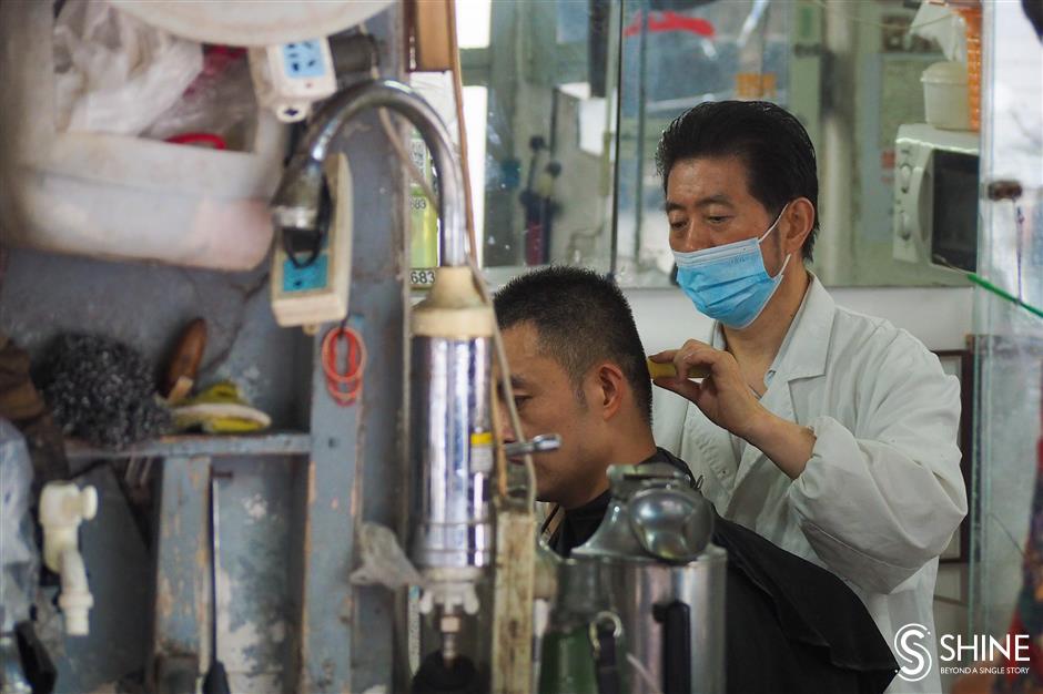 last two dilapidated lane houses in downtown shanghai to be renovated