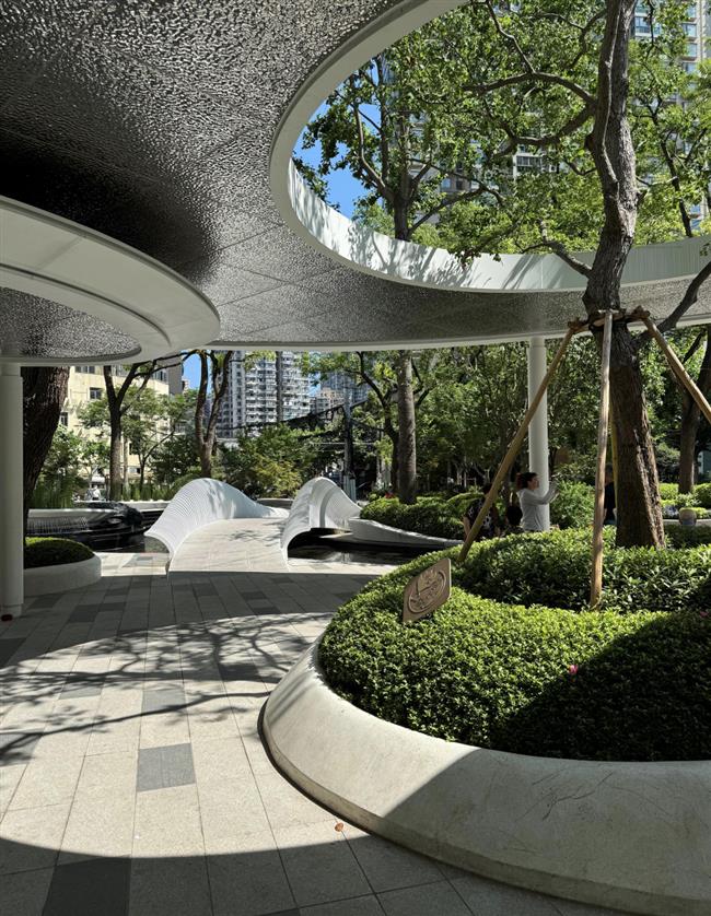 'pocket park belt' offers lush retreat amidst city's hustle and bustle