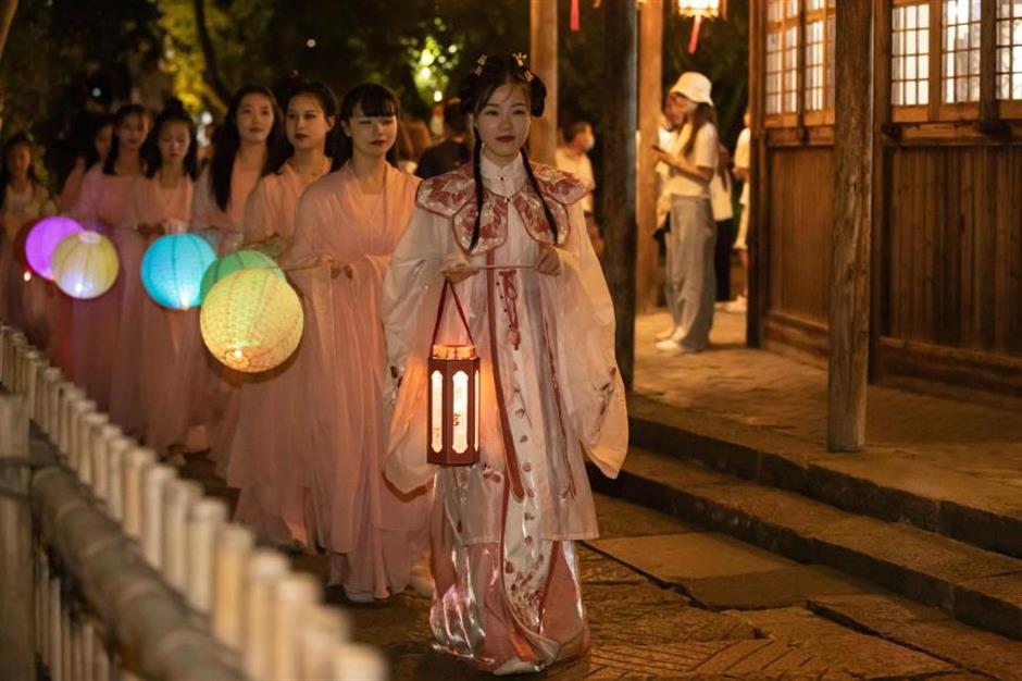 the moon shines brightly at wuzhen mid-autumn festival