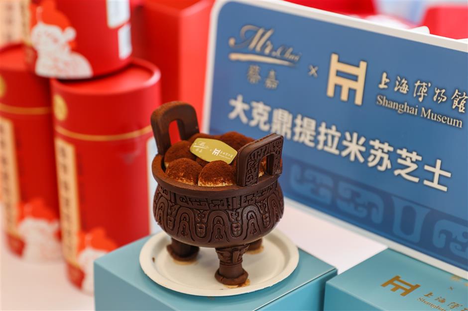 record number of souvenirs seeking to be extra special