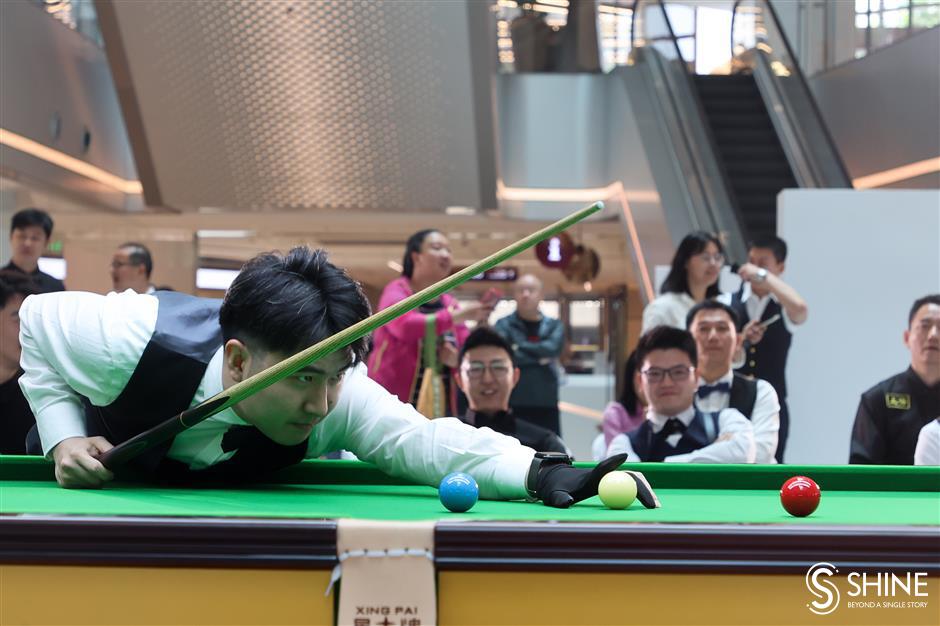 amateur snooker players vie for shanghai masters wildcard entry