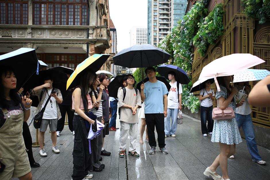 students put best feet forward in zhangyuan