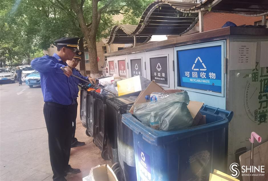 shanghai steps up trash-sorting crackdown to secure progress