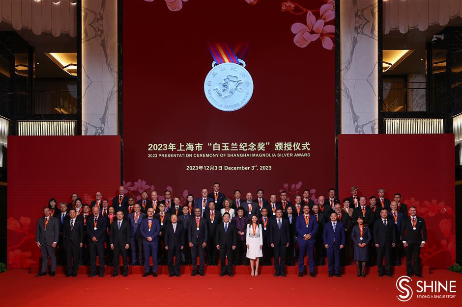 50 shanghai expats honored with magnolia silver award