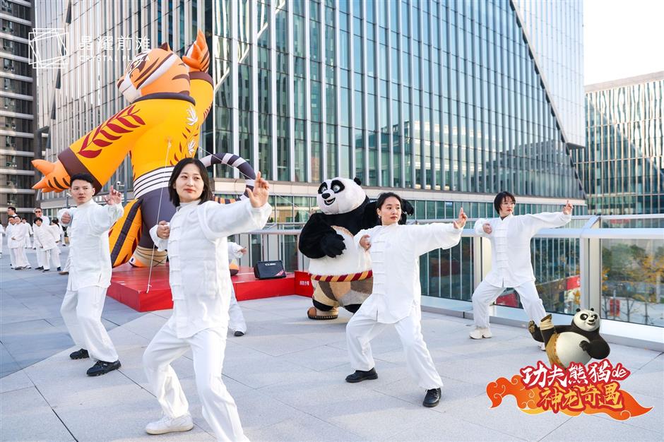 kung fu panda exhibition punches above weight