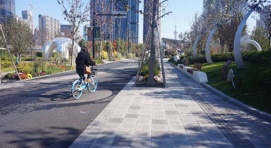 never a rush hour as shanghai promotes slow traffic system