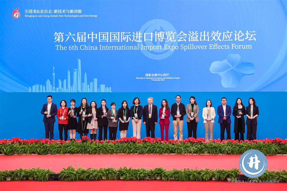 digital services to boost global trade and e-commerce silk road trade