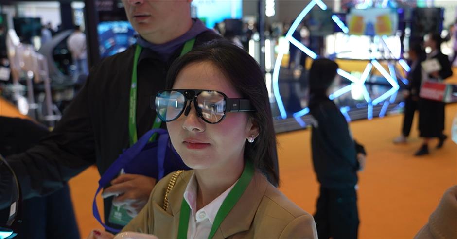 ai and metaverse-enabled devices entice ciie visitors