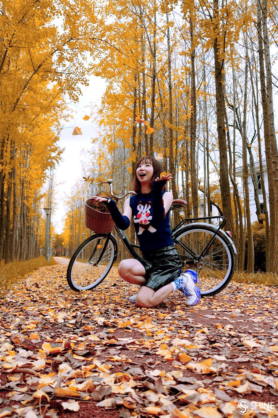 cycle around the best autumn scenery in changning