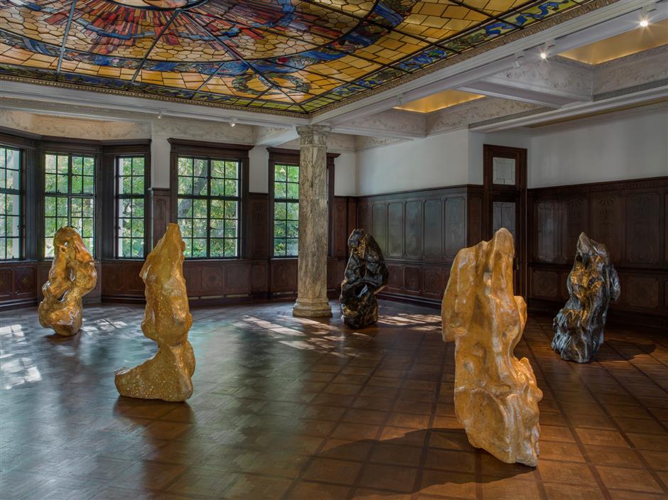 a lake, a creek and a solo exhibition at a tycoon's ancient villa